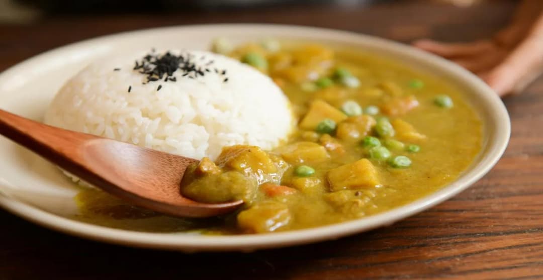 Curry de Bœuf aux Pommes de Terre : Un Voyage Gustatif Épicé